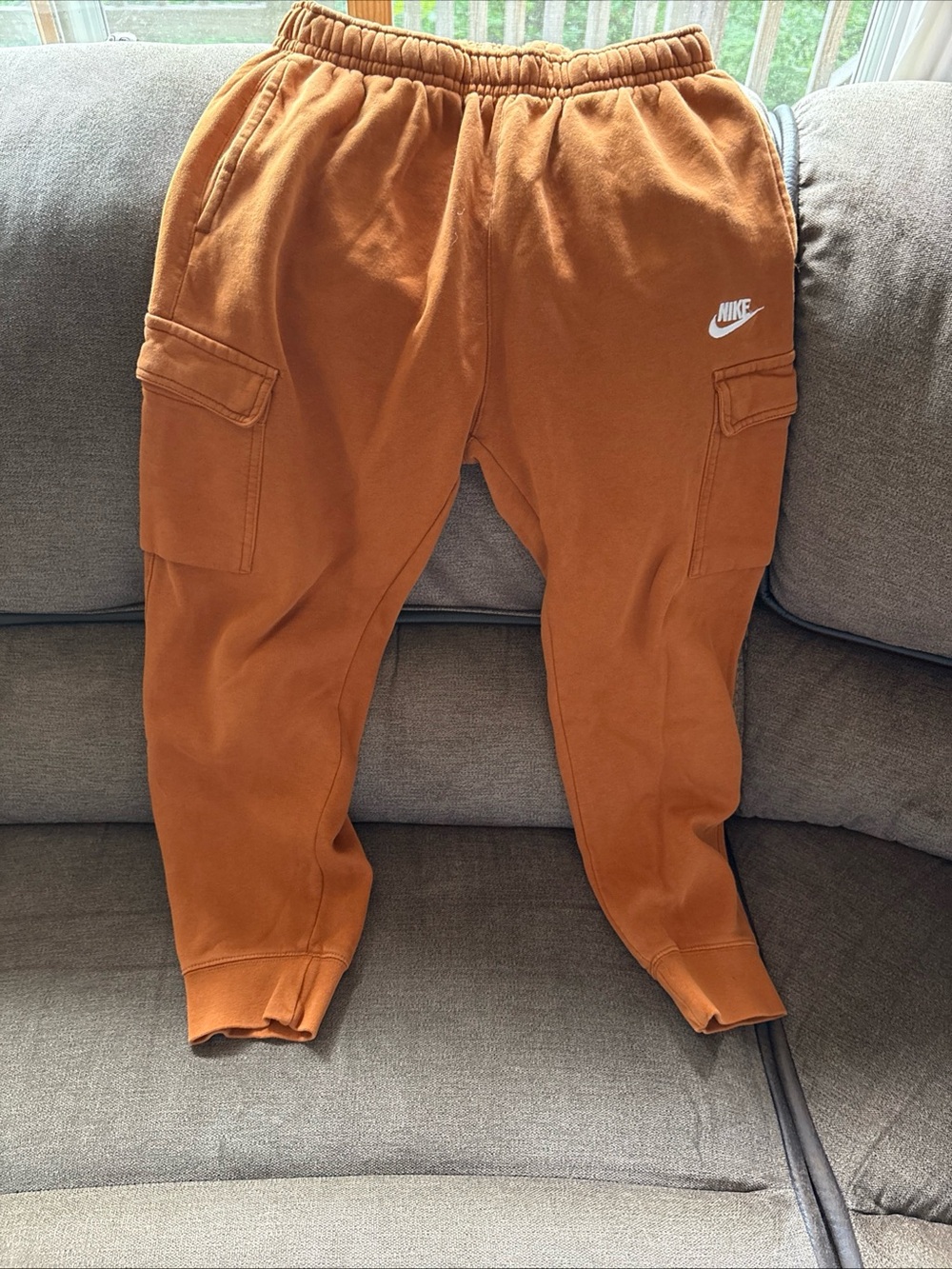 Nike Club Fleece Cargo Joggers CD3129-290 orange burnt sienna sz M sweat pants